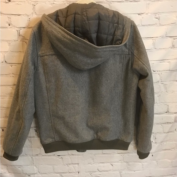 Men’s Heather Grey Wool Blend GAP Winter Coat with Lined Hood size SMALL - Picture 5 of 8
